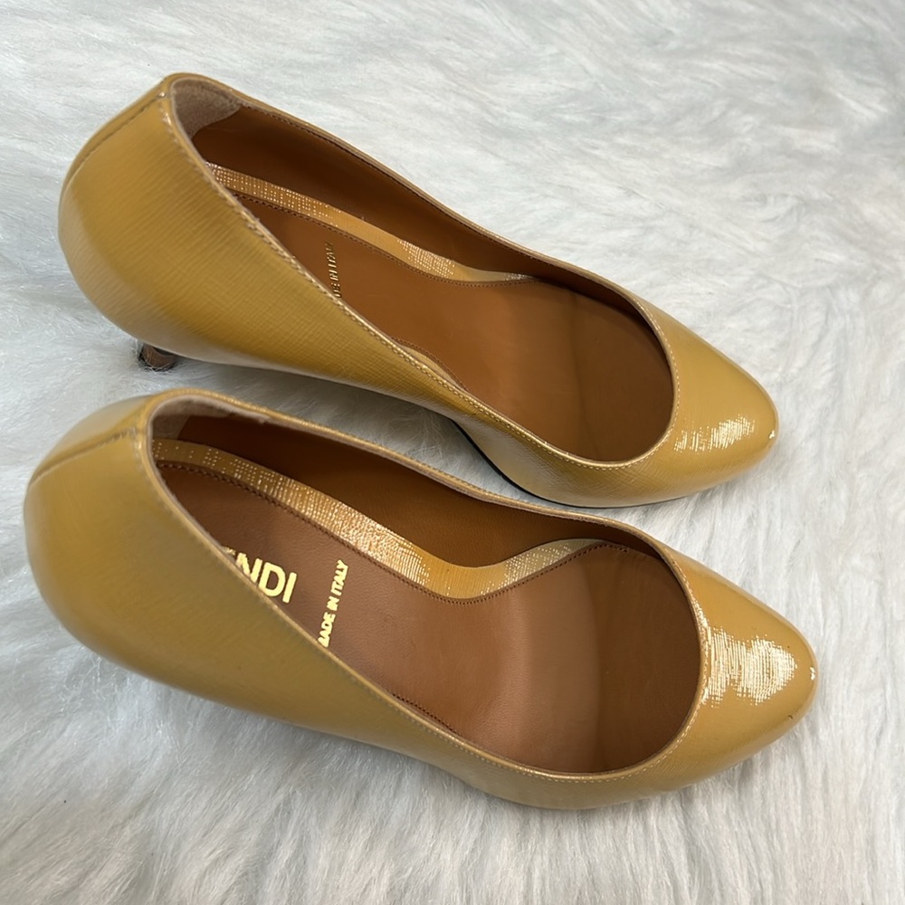 Fendi Heels ๐ - Picture 15 of 17